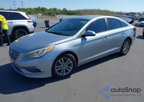2015 Hyundai Sonata Se z USA, uszkodzony, nr VIN 5NPE24AF7FH070214